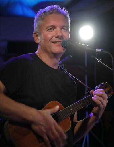 Mit Mario Becker beginnt am 13. Oktober der Ohrenschmaus in der Stadtbibliothek Salzgitter-Bad.