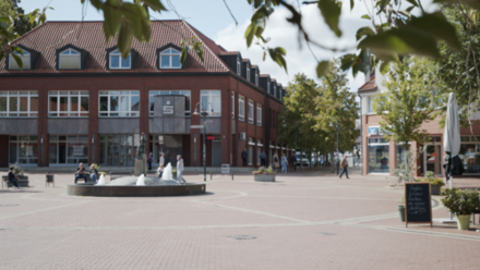 Klesmerbrunnen auf dem Klesmerplatz in Salzgitter-Bad.