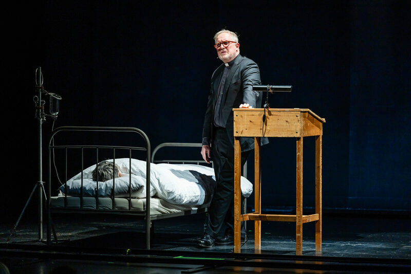 Ann-Kathrin Kramer und Harald Krassnitzer spielen in Chocolat.