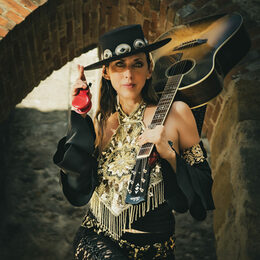 Patricia Vonne ist mit ihrer Band in Salzgitter zu Gast.